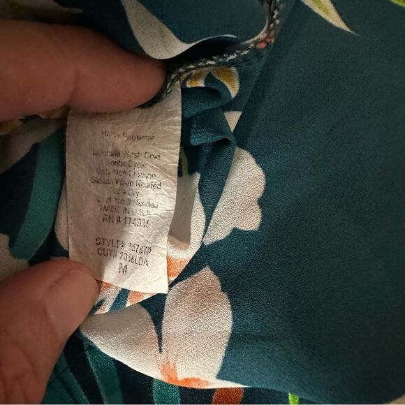 Verse - Arina Off the Shoulder Blouse - Tropical/Floral Print - Medium - Picture 9 of 9